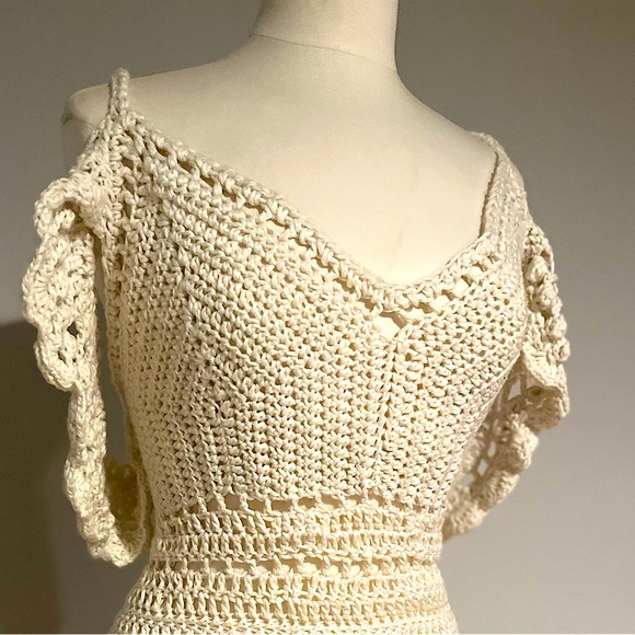 IVORY CROCHET/LACE GOWN W/ CORSET BACK & OFF THE SHOULDER STRAPS CASUAL/BRIDAL - Picture 7 of 9